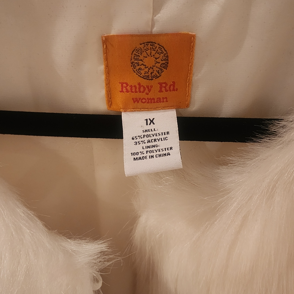 Ruby Rd. Cream Faux Fur Vest - Picture 2 of 2